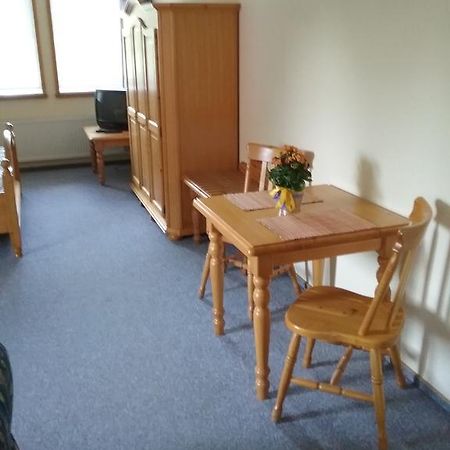 Gastezimmer - Campingplatz Am Muhlenbach Soltau Buitenkant foto